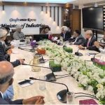 Business leaders urge govt to resolve problems in industrial sectors