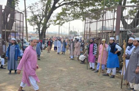 Stick-wielding devotees at Ijtema ground have taken position in an apparent attempt to prevent the rival group - Photo newsnextbd.com